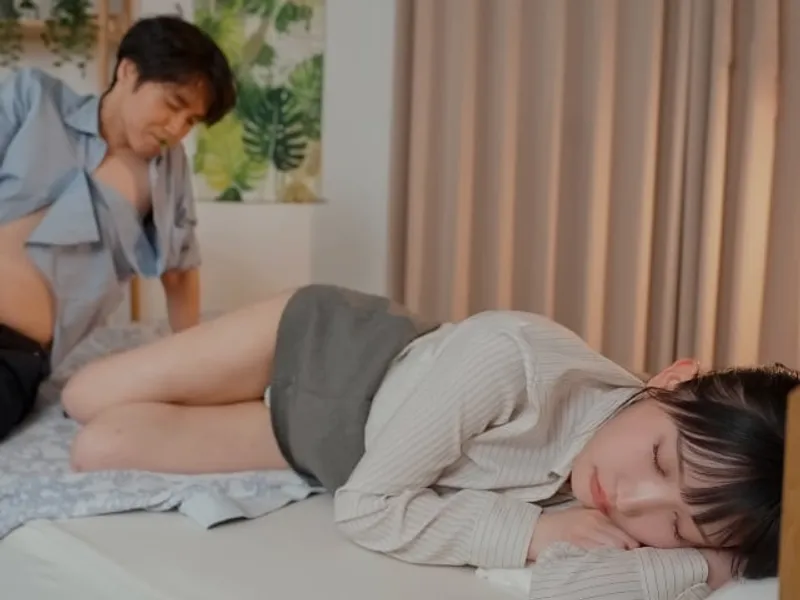 đụ cô nhân viên nữ đáng ghét trong công ty